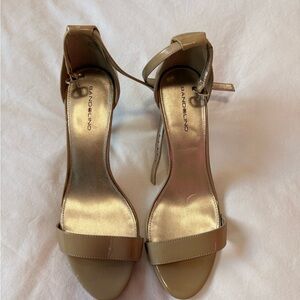Bandolino Women's Beige Heels